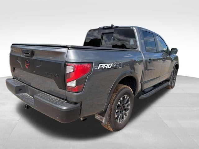 2023 Nissan TITAN Crew Cab PRO-4X 4x4