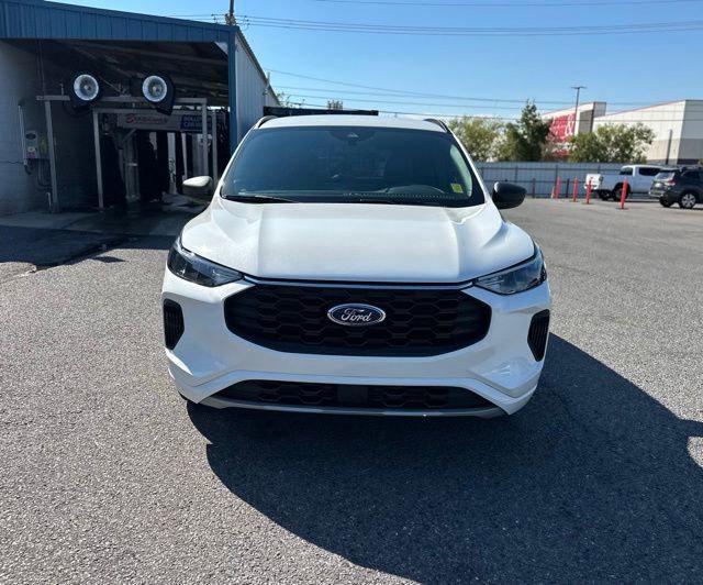 2023 Ford Escape ST-Line 2023 Ford Escape ST-Line