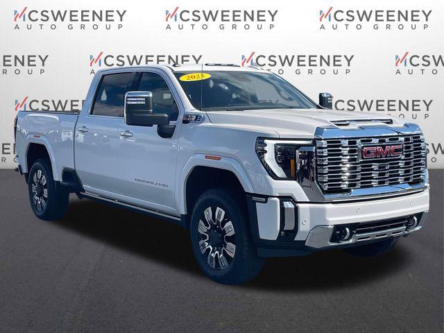 2025 GMC Sierra 2500HD 4WD Crew Cab Standard Bed Denali