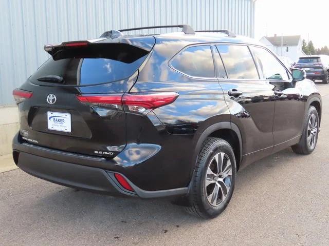 2020 Toyota Highlander XLE 2020 Toyota Highlander XLE