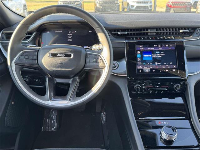 2023 Jeep Grand Cherokee L Altitude 4x4 2023 Jeep Grand Cherokee L Altitude 4x4