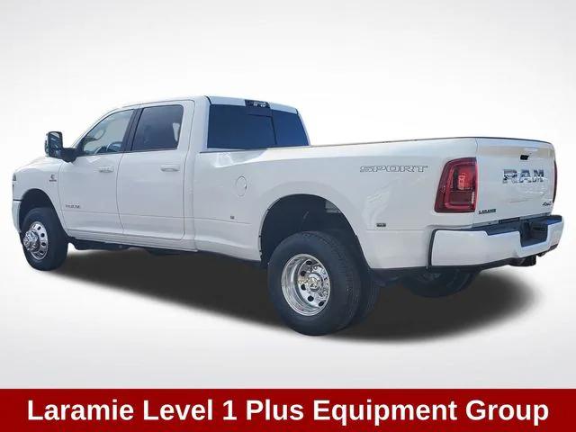 2025 RAM 3500 Laramie Crew Cab 4x4 8 Box