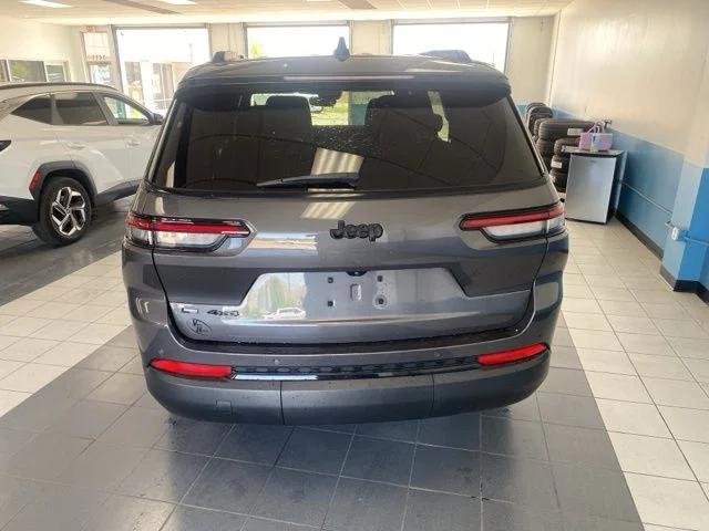 2023 Jeep Grand Cherokee L Altitude 4x4