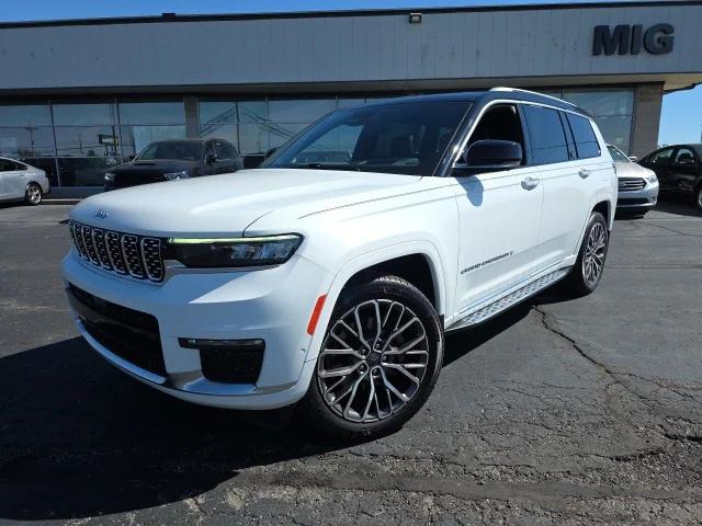 2022 Jeep Grand Cherokee L Summit Reserve 4x4 2022 Jeep Grand Cherokee L Summit Reserve 4x4