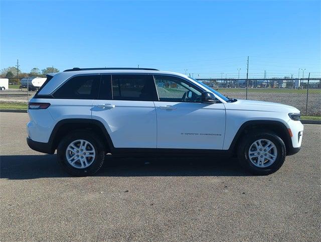 2023 Jeep Grand Cherokee Laredo 4x4 2023 Jeep Grand Cherokee Laredo 4x4