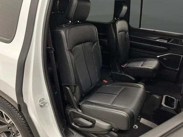 2024 Jeep Wagoneer Series III 4x4