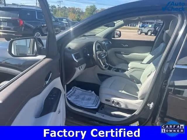 2022 GMC Acadia AWD SLT