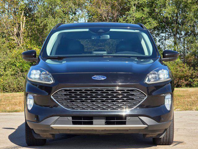 2022 Ford Escape Titanium Hybrid 2022 Ford Escape Titanium Hybrid