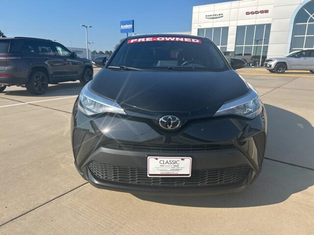 2022 Toyota C-HR XLE 2022 Toyota C-HR XLE