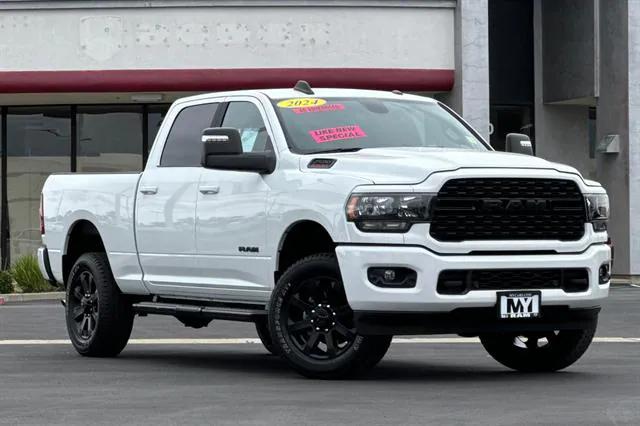 2024 RAM 2500 Big Horn Crew Cab 4x4 64 Box
