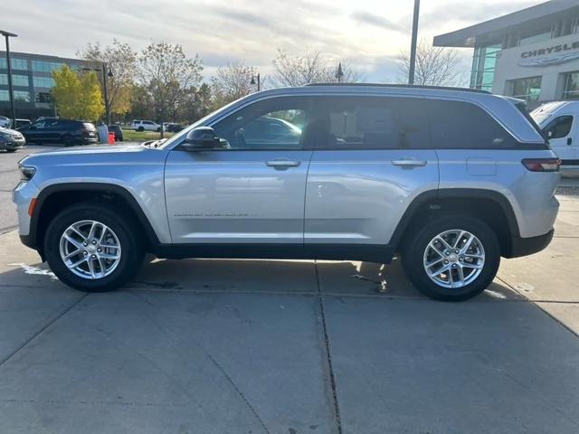 2025 Jeep Grand Cherokee Laredo X 4x4