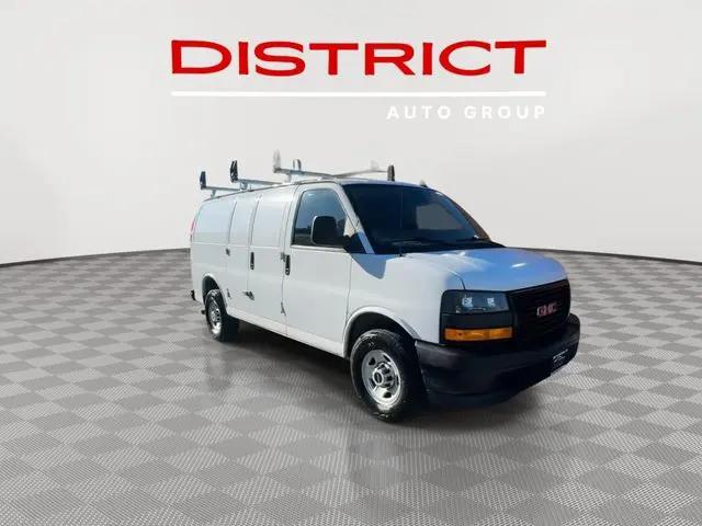 2022 GMC Savana Cargo RWD 2500 Regular Wheelbase Work Van