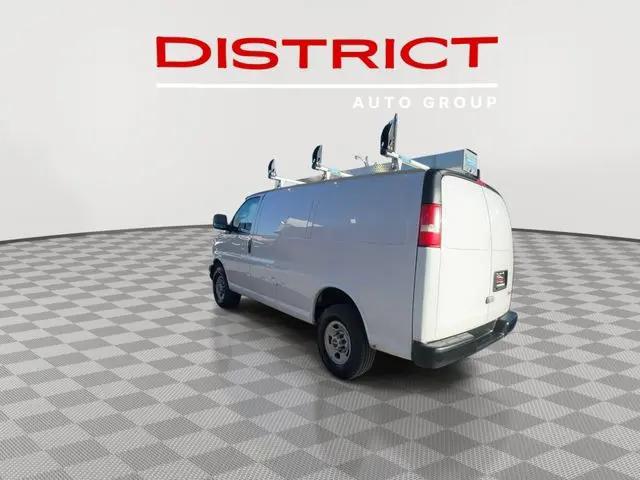 2022 GMC Savana Cargo RWD 2500 Regular Wheelbase Work Van