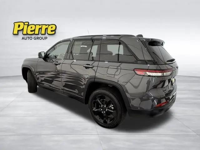 2023 Jeep Grand Cherokee Altitude 4x4