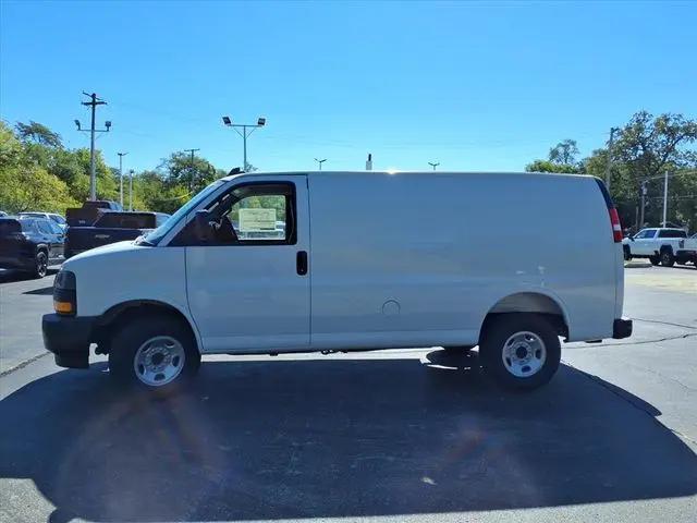 2025 GMC Savana Cargo RWD 2500 Regular Wheelbase Work Van