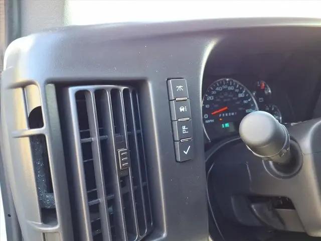 2025 GMC Savana Cargo RWD 2500 Regular Wheelbase Work Van