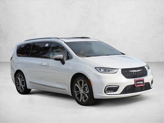 2026 Chrysler Pacifica Pinnacle