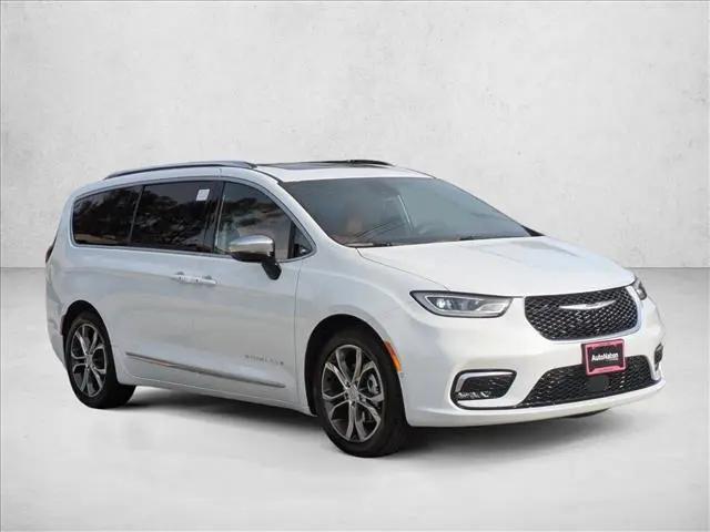 2026 Chrysler Pacifica Pinnacle