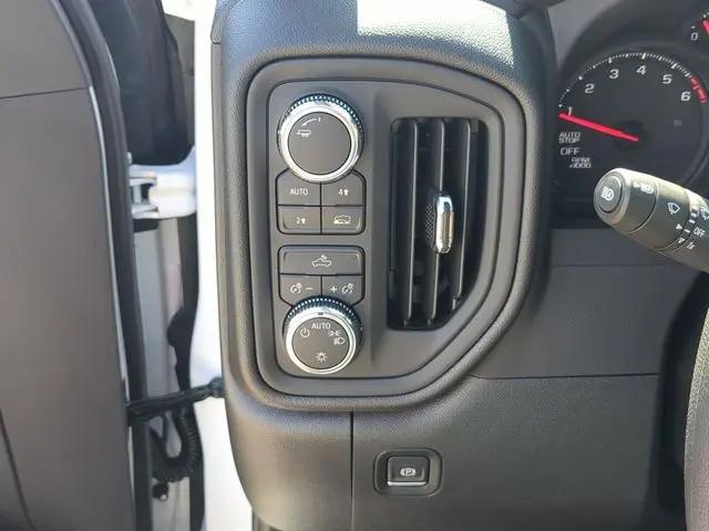 2026 GMC Sierra 1500 Crew Cab, Standard Bed, Pro, 4WD