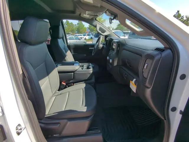 2026 GMC Sierra 1500 Crew Cab, Standard Bed, Pro, 4WD