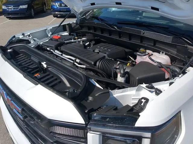 2026 GMC Sierra 1500 Crew Cab, Standard Bed, Pro, 4WD