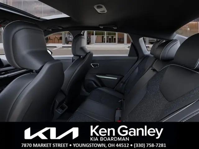 2025 Kia K4 GT-Line
