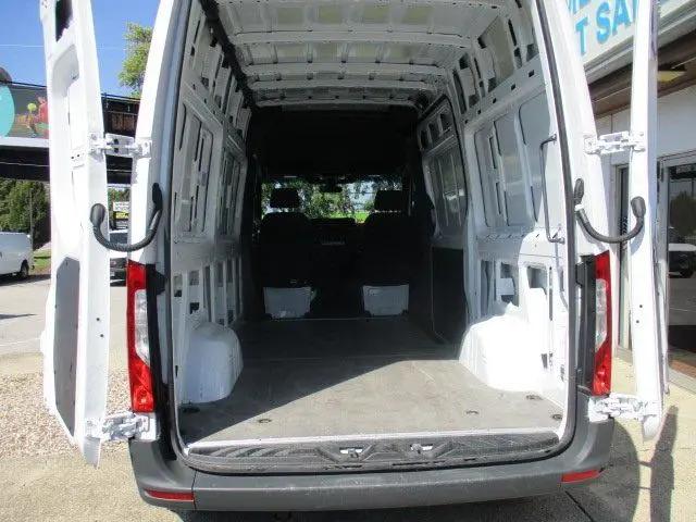 2025 Mercedes-Benz Sprinter 2500 Standard Roof 4-Cyl Diesel HO