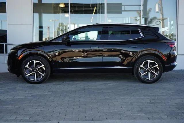 2025 Chevrolet Equinox LT 2