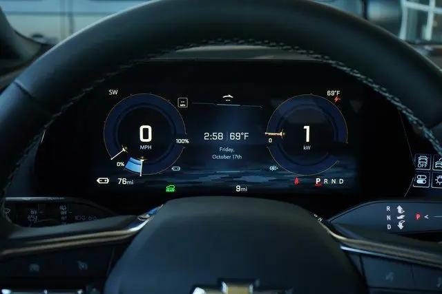 2025 Chevrolet Equinox LT 2