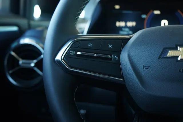 2025 Chevrolet Equinox LT 2