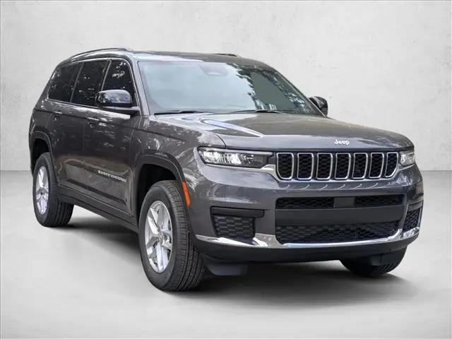 2025 Jeep Grand Cherokee L Laredo X 4x2