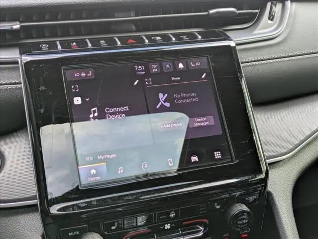 2025 Jeep Grand Cherokee L Laredo X 4x2