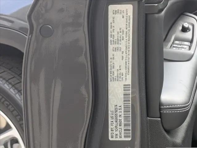 2025 Jeep Grand Cherokee L Laredo X 4x2