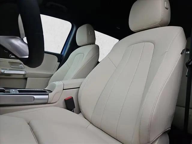 2026 Mercedes-Benz GLB 4MATIC