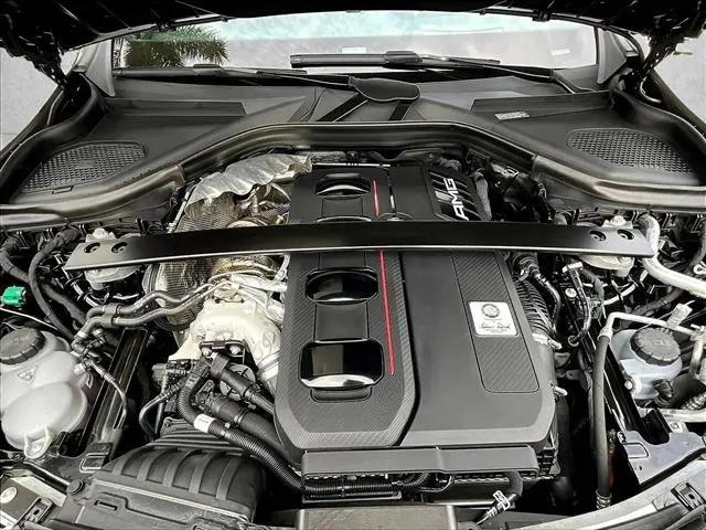 2025 Mercedes-Benz GLC 4MATIC