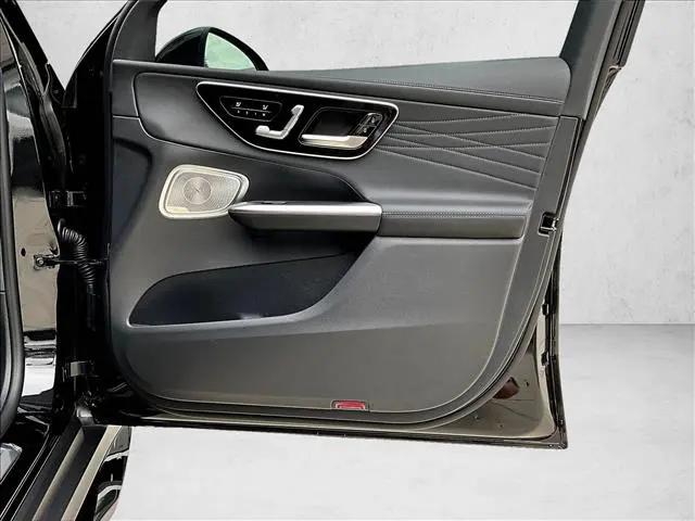 2025 Mercedes-Benz GLC 4MATIC