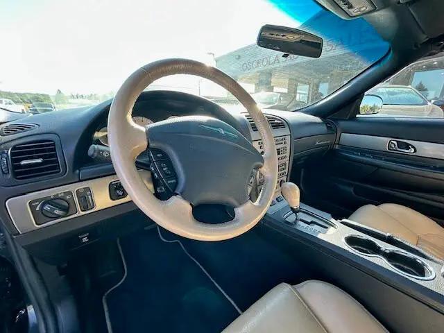 2005 Ford Thunderbird Deluxe