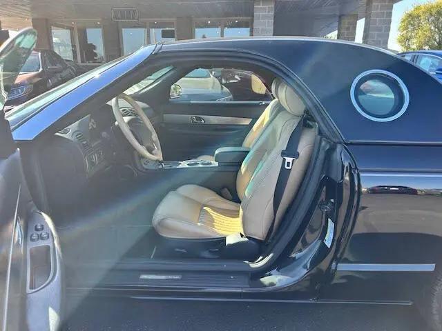 2005 Ford Thunderbird Deluxe