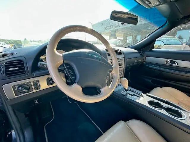 2005 Ford Thunderbird Deluxe