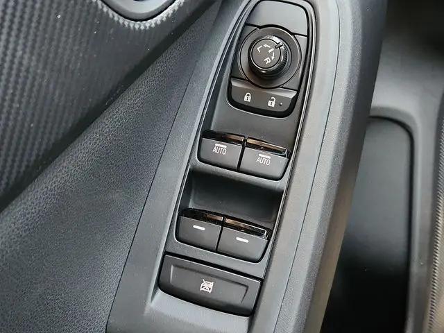 2025 Subaru Crosstrek 2.0i
