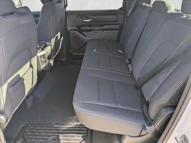 2026 Ram 1500 Express Crew Cab 4x4 57 Box