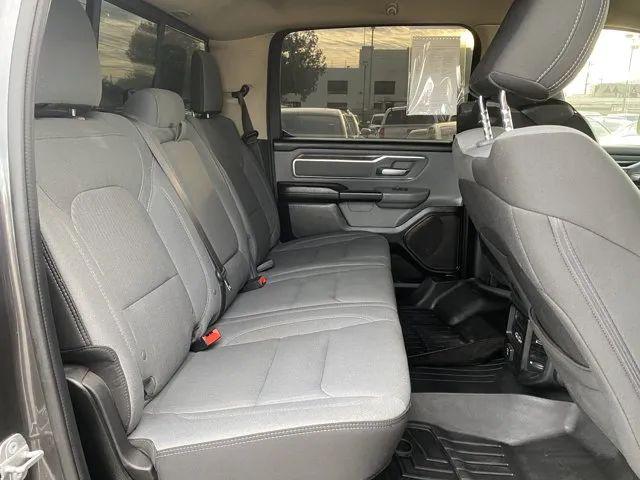 2019 Ram 1500 Big Horn/Lone Star Crew Cab 4x4 57 Box