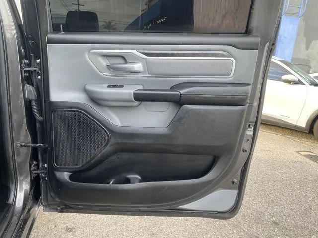 2019 Ram 1500 Big Horn/Lone Star Crew Cab 4x4 57 Box