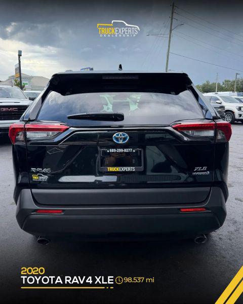 2020 Toyota RAV4 Hybrid XLE