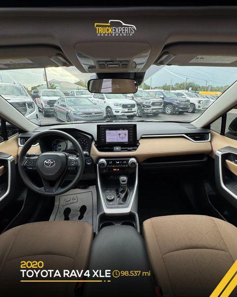 2020 Toyota RAV4 Hybrid XLE