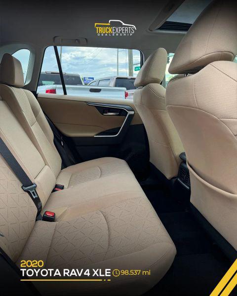 2020 Toyota RAV4 Hybrid XLE