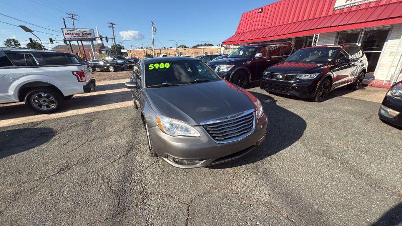 2012 Chrysler 200 LX