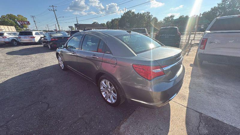 2012 Chrysler 200 LX