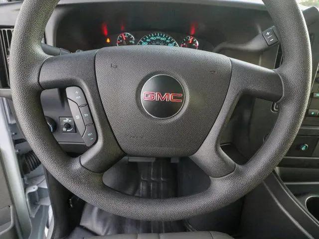 2025 GMC Savana Cutaway Work Van