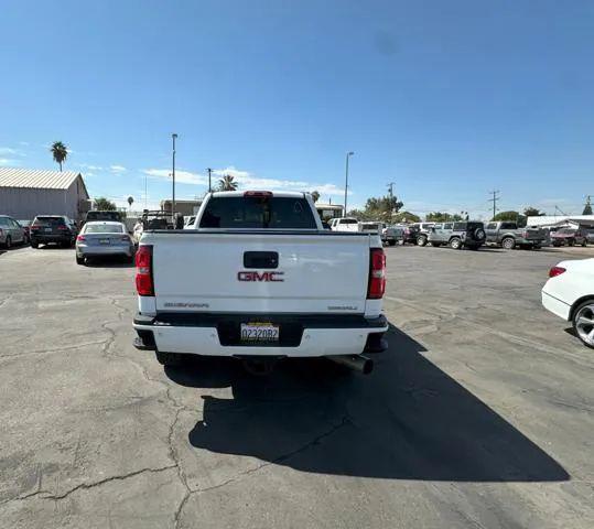2016 GMC Sierra 2500HD Denali